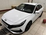 Hyundai Elantra 2021 года за 9 700 000 тг. в Уральск