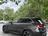 BMW X5 2016 года за 17 800 000 тг. в Шымкент – фото 2