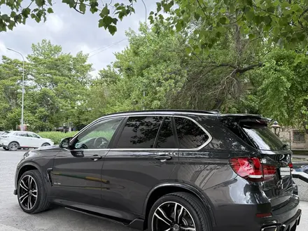 BMW X5 2016 года за 17 800 000 тг. в Шымкент – фото 2