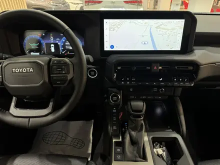 Toyota Land Cruiser Prado Luxe+ 2025 года за 52 390 000 тг. в Атырау – фото 12