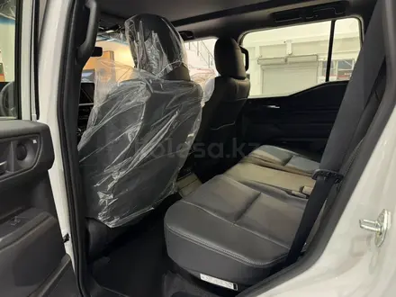 Toyota Land Cruiser Prado Luxe+ 2025 года за 52 390 000 тг. в Атырау – фото 8