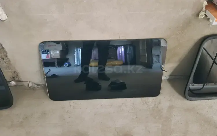 Стекло лобовое за 50 000 тг. в Алматы