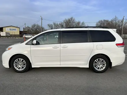 Toyota Sienna 2013 года за 14 500 000 тг. в Уральск – фото 8