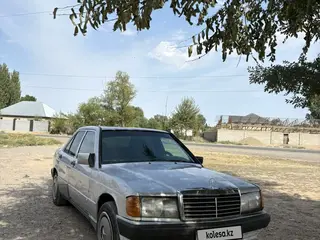Mercedes-Benz 190