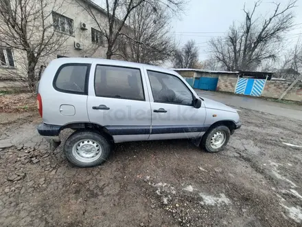 Chevrolet Niva 2007 года за 1 200 000 тг. в Шымкент – фото 5