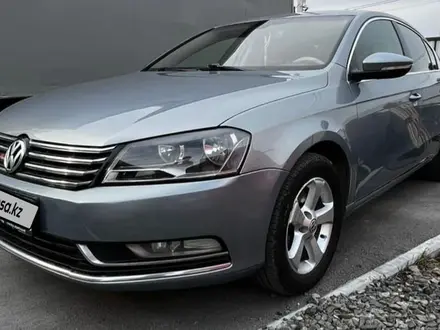 Volkswagen Passat 2011 года за 5 200 000 тг. в Костанай – фото 3