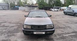 Volkswagen Vento 1995 года за 1 500 000 тг. в Алматы – фото 3