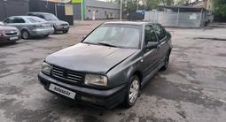 Volkswagen Vento 1995 года за 1 500 000 тг. в Алматы – фото 2