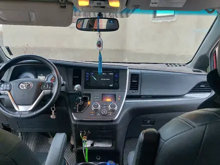 Toyota Sienna 2015 года за 10 900 000 тг. в Тараз – фото 7