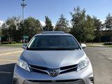 Toyota Sienna 2018 года за 14 300 000 тг. в Алматы – фото 4
