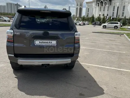 Toyota 4Runner 2018 года за 19 000 000 тг. в Астана – фото 4