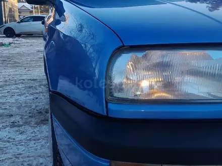 Volkswagen Vento 1993 года за 1 970 000 тг. в Алматы