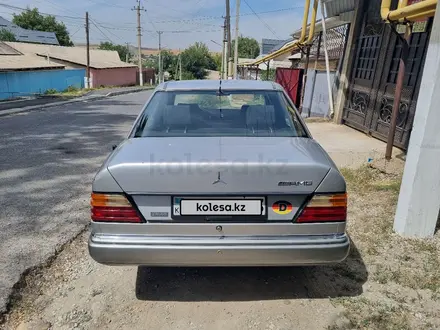 Mercedes-Benz E 200 1992 года за 2 200 000 тг. в Шымкент – фото 4