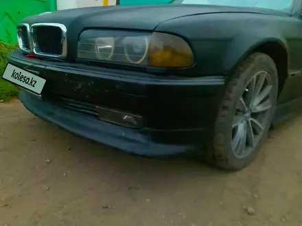 BMW 728 1997 года за 2 100 000 тг. в Караганда