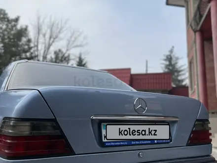 Mercedes-Benz E 280 1993 года за 2 300 000 тг. в Алматы – фото 15