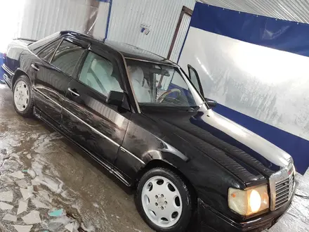 Mercedes-Benz E 260 1992 года за 650 000 тг. в Алматы – фото 2