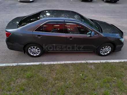 Toyota Camry 2014 года за 10 900 000 тг. в Павлодар – фото 2