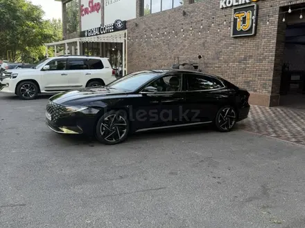 Hyundai Grandeur 2021 года за 13 400 000 тг. в Шымкент – фото 4