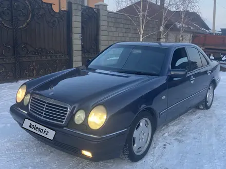 Mercedes-Benz E 230 1996 года за 3 100 000 тг. в Талдыкорган – фото 3