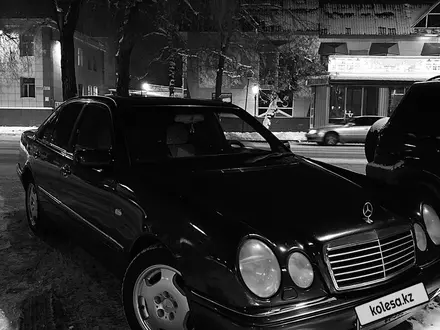 Mercedes-Benz E 230 1996 года за 3 100 000 тг. в Талдыкорган – фото 6