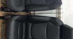 Перетяжка салона автомобиля, пошив индивидуальных чехлов, и тд. в Астана – фото 3