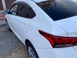 Hyundai Accent 2022 года за 7 700 000 тг. в Актобе – фото 4