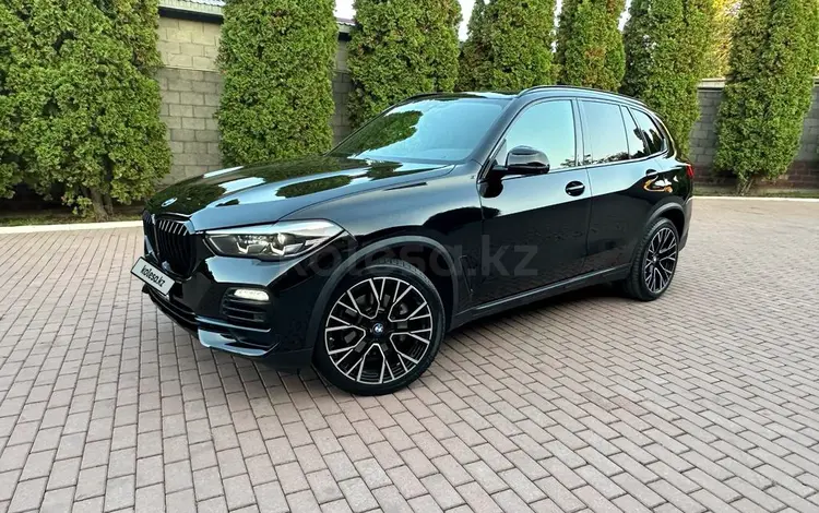 BMW X5 2020 года за 40 000 000 тг. в Астана