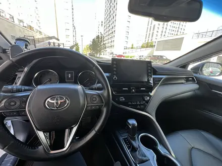 Toyota Camry 2021 года за 13 200 000 тг. в Кокшетау – фото 9