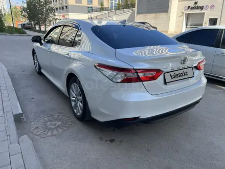 Toyota Camry 2021 года за 13 200 000 тг. в Кокшетау – фото 3