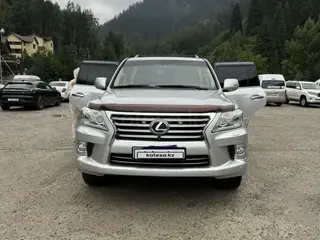 Lexus LX 570