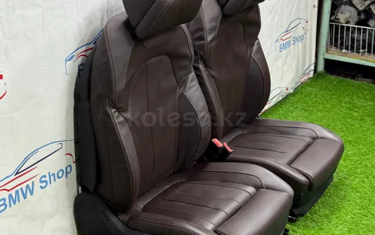 Топовые сидения с ломающейся спинкой от bmw x5 F15 х5 ф15 x6 f16 за 900 000 тг. в Шымкент