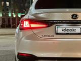 Lexus ES 250 2021 года за 23 000 000 тг. в Шымкент – фото 2