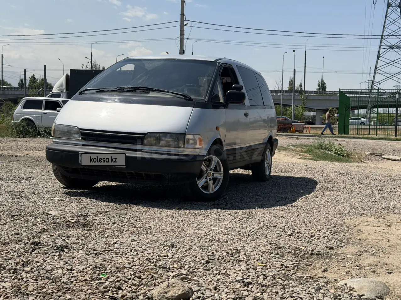 Toyota Previa, 1998