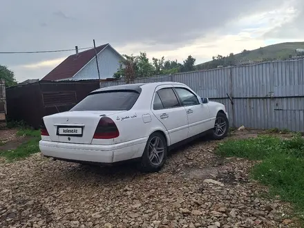 Mercedes-Benz C 180 1995 года за 1 300 000 тг. в Кокшетау – фото 2