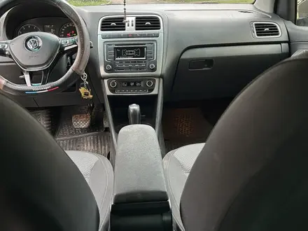 Volkswagen Polo 2015 года за 5 300 000 тг. в Алматы – фото 17