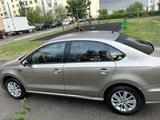 Volkswagen Polo 2015 года за 5 300 000 тг. в Алматы – фото 2
