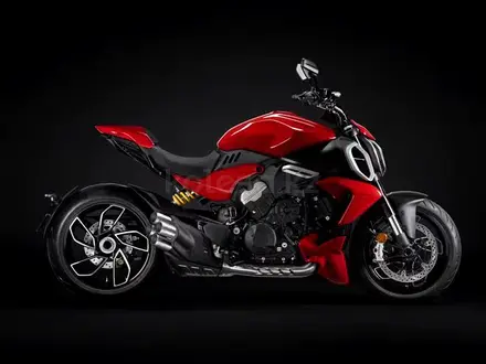 Ducati  Ducati Diavel V4 2023 года за 19 000 000 тг. в Петропавловск – фото 3