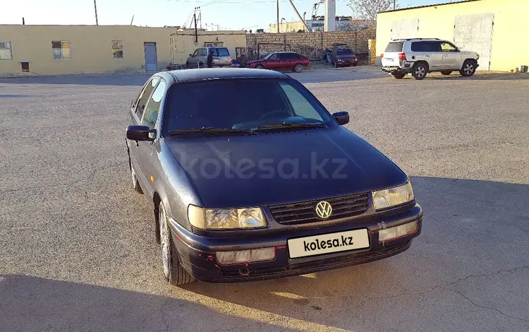 Volkswagen Passat 1994 года за 980 000 тг. в Актау