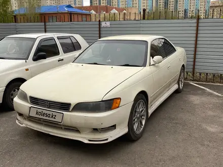 Toyota Mark II 1996 года за 1 900 000 тг. в Астана – фото 2