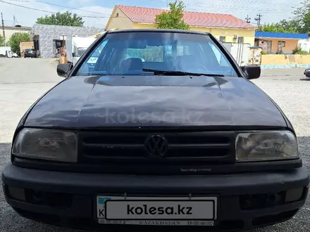 Volkswagen Vento 1993 года за 1 500 000 тг. в Шымкент