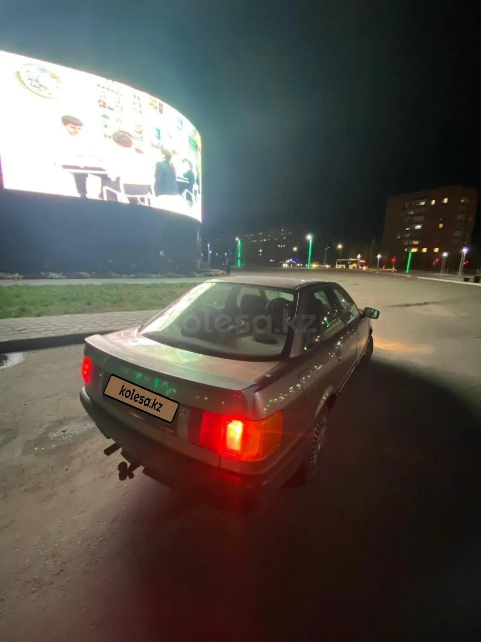Audi 80, 1988