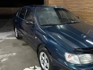 Toyota Carina E