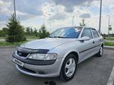 Opel Vectra 1998 года за 1 850 000 тг. в Костанай