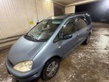 Ford Galaxy 2002 года за 2 600 000 тг. в Актобе – фото 2