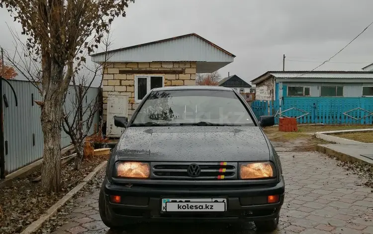 Volkswagen Vento 1993 годаүшін2 500 000 тг. в Актобе