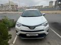 Toyota RAV4 2018 года за 12 500 000 тг. в Актау – фото 3