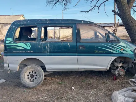 Mitsubishi Delica 1996 года за 1 000 000 тг. в Туркестан – фото 3