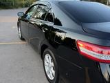 Toyota Camry 2010 года за 6 800 000 тг. в Алматы – фото 4