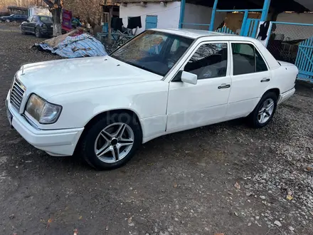 Mercedes-Benz E 280 1994 года за 2 300 000 тг. в Жаркент – фото 7