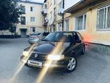 Volkswagen Passat 1995 года за 1 400 000 тг. в Актобе – фото 2
